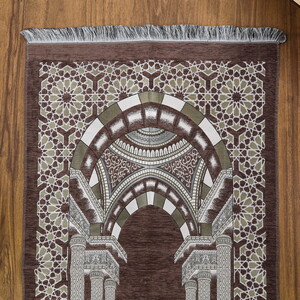  Medine Lüks Şönil Seccade Kahverengi (66 x 120 cm) 520 gr