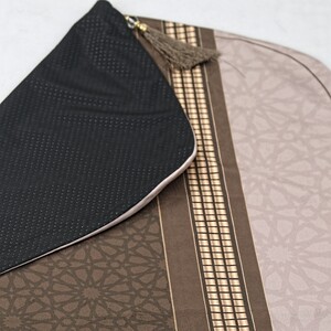  Astarlı Ortadoğu Kadife Seccade Kahve 63×116 cm 268 gr