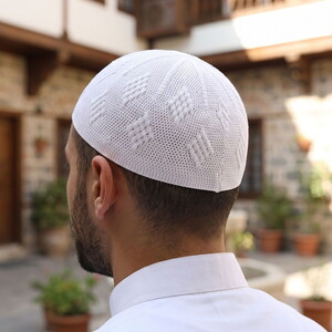  Zümrüt Buhara Lüks Takke El Örgüsü - Beyaz