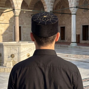  Lüks Kadife Keçeli Takke Nakışlı Siyah