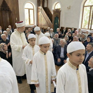  İhtisas İcazet Cübbesi Açık Krem Astarsız ve Cepsiz