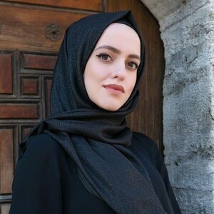  Hediyelik Simli Şal, İnci Tesbih, Takke, 33'lü Tesbih, Asetat Kutulu (26x23) Dini Set-Siyah