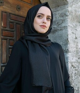  Hediyelik Simli Şal, İnci Tesbih, Takke, 33'lü Tesbih, Asetat Kutulu (26x23) Dini Set-Siyah