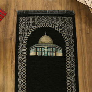  İsme Özel Kubbetüs Sahra Lüks Şönil Seccade Siyah (66x117cm) 485gr