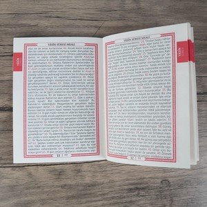  10 Adet Ekonomik Yasin Kitabı ( 12x16 ) cm ,90 gr, 80 Sayfa, Tesbih, Süslemeli Asetat Kutulu - Beyaz