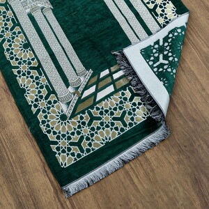  Medine Lüks Şönil Seccade Yeşil (66x116cm) 520 gr