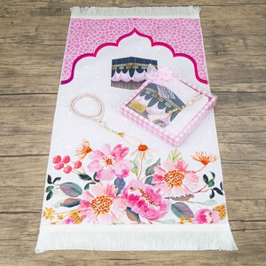  Çocuk Seccadesi 45*82 cm, İnci Tesbihli Asetat Kutulu Set-Pembe