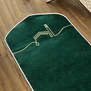  El Kuba Lüks Astarlı Biyeli Seccade Yeşil (66X125cm) 565 gr