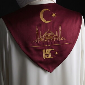  15 Temmuz 2026 253 Hafız Ayasofya Buluşması Bordo Gold Nakışlı Hafızlık İcazet Merasim Atkısı