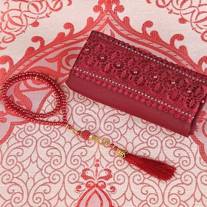  Hediyelik Seccade, Şal, İnci Tesbih, Asetat Kutulu (26×23 cm 450 gr) Set-Bordo